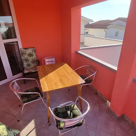 Apartment Haus Zarko Vir