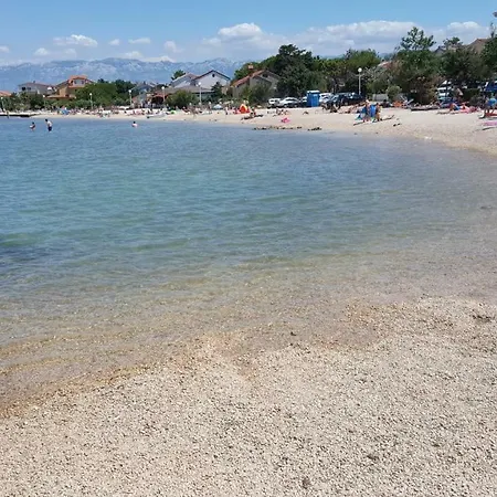 Haus Zarko アパート ヴィル